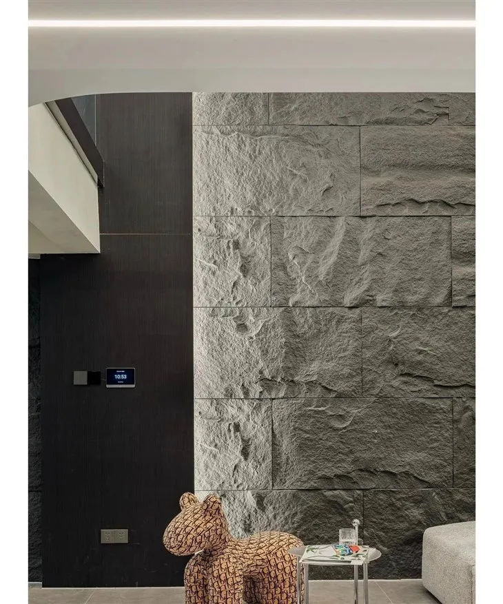 Pu Stone Wall Panel Used in The Coffee Shop